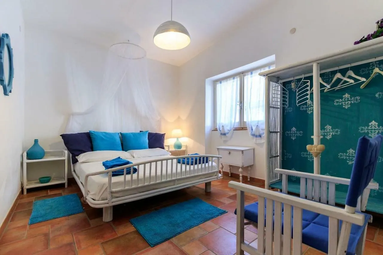 Villa Nereida SantʼAnna Arresi 0*,
