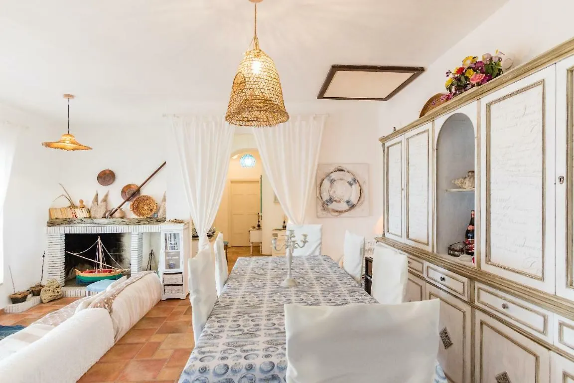 Villa Nereida SantʼAnna Arresi Appartement